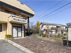 クレヨン小児科 徒歩6〜7分(約480〜490m)