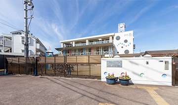 とみお駅前保育園 徒歩9〜10分(約720〜730m)